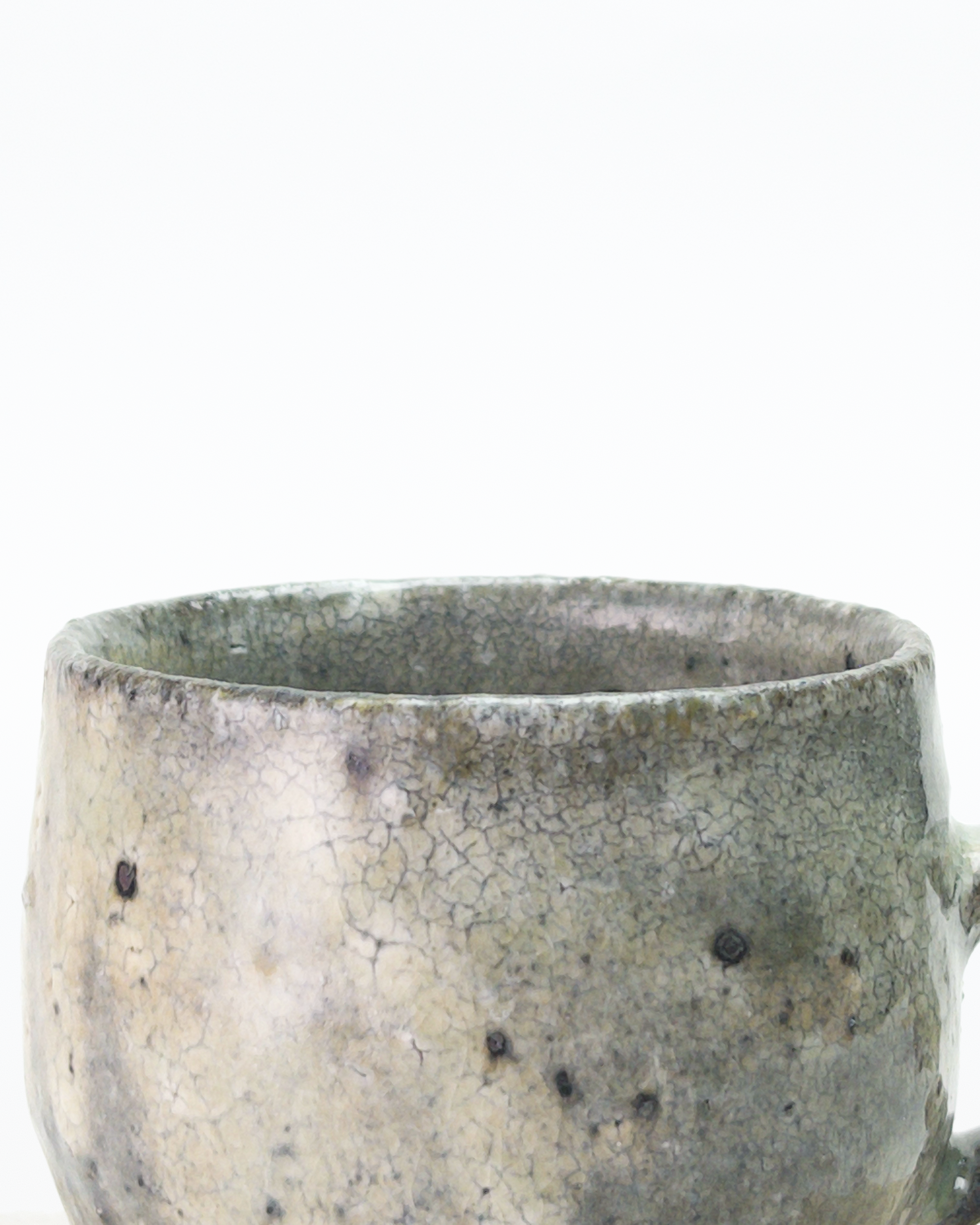 Shirokake White-glazed Rounded Mug