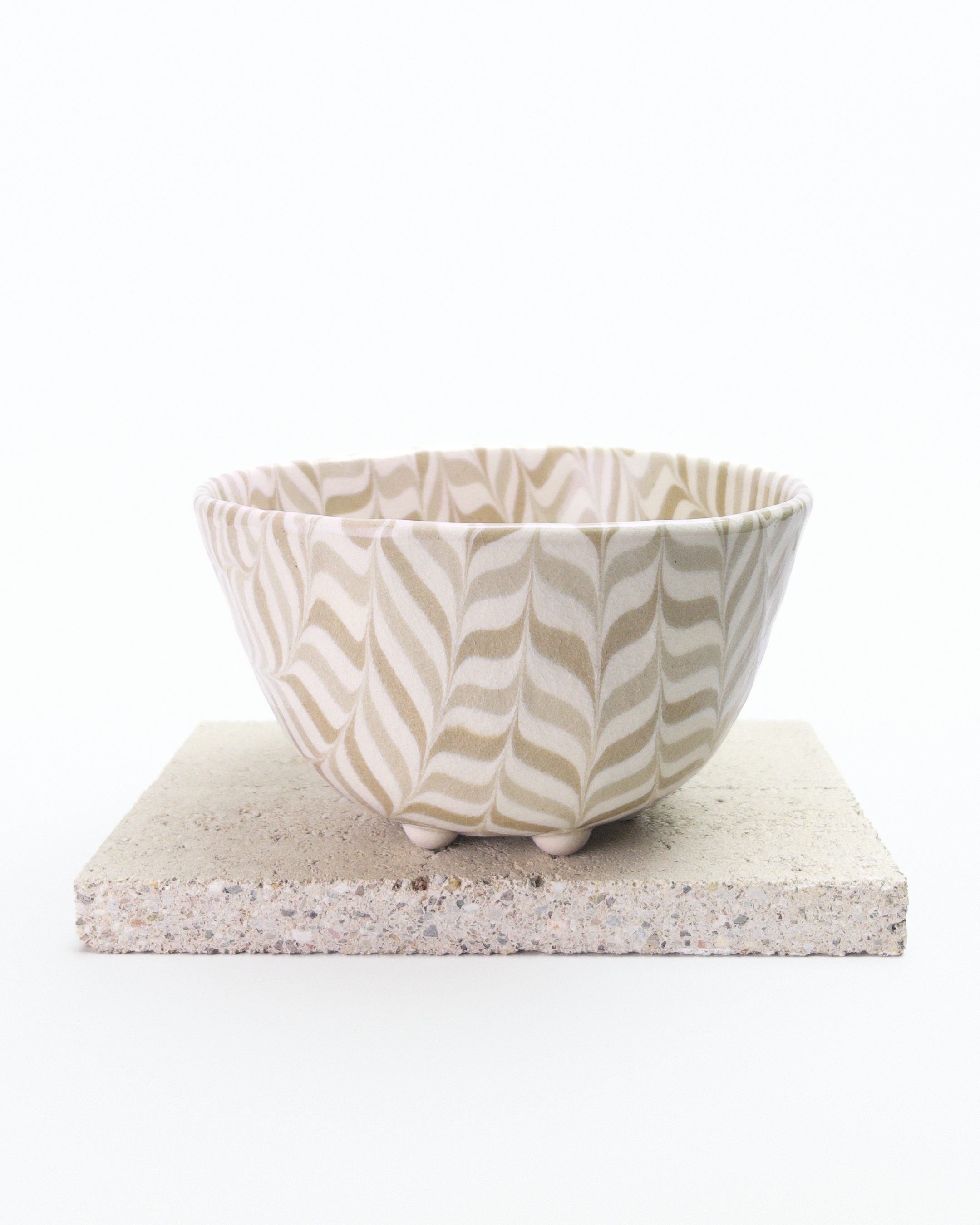 Six-footed Waveform Nerikomi Chawan